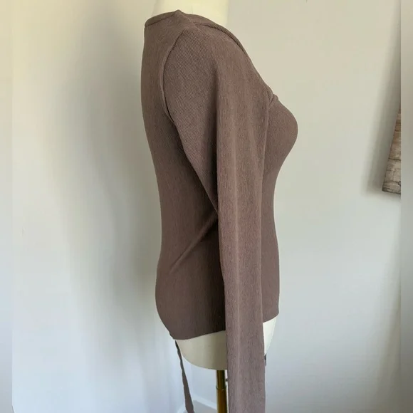 ASOS Brown Fitted Long Sleeve Bodysuit - Picture 2 of 6